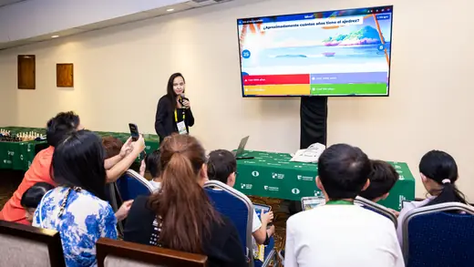 Players answering the Kahoot chess quiz from their phones
