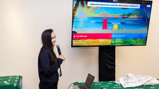 Players answering the Kahoot chess quiz from their phones