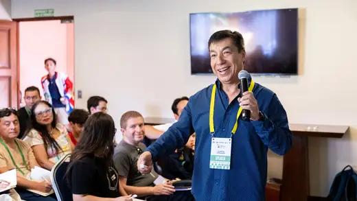 Gilberto Hernández leading the Raising Champions master class